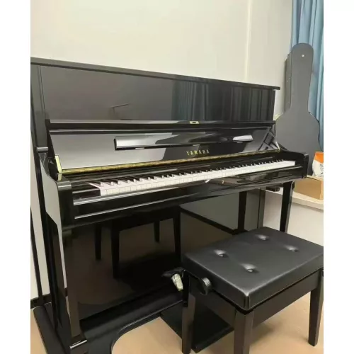 Пианино Yamaha U1 PE (цвет Polished Ebony), высота 121 см