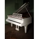 Рояль белый Steinway & Sons 211 см