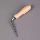 Крючок для подтягивания струн